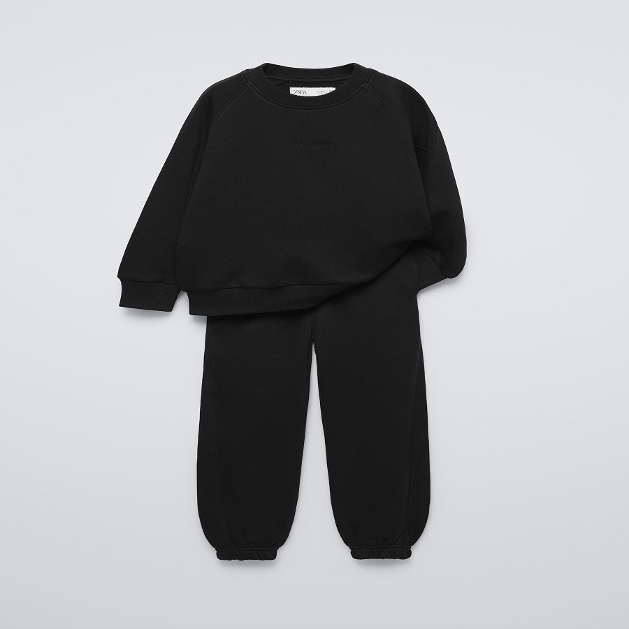 Sweatshirt and Sweatpants Set